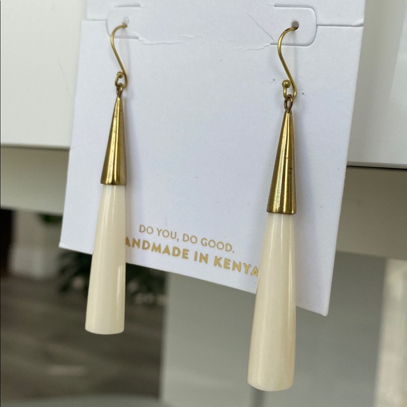 NEW Soko Gold & Ivory Dangle Earrings handmade in Kenya - Picture 3 of 5